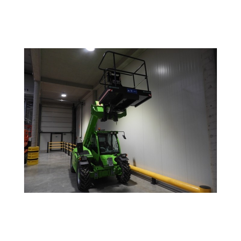 NEUWERTH Logistics SA - Merlo - P27.6-Top-75 - Chariot-élévateur télescopique