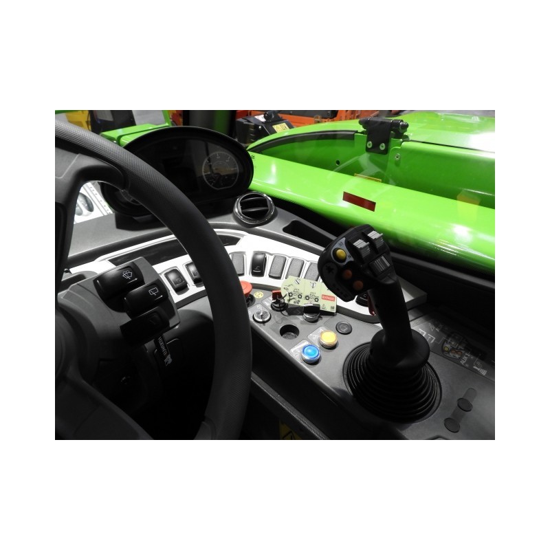 NEUWERTH Logistics SA - Merlo - P27.6-TOP-G-75 - Chariot-élévateur télescopique