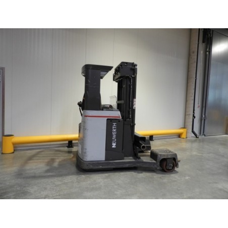 NEUWERTH Logistics SA - Atlet - ufs 250 - Chariot-élévateur multidirectionnel