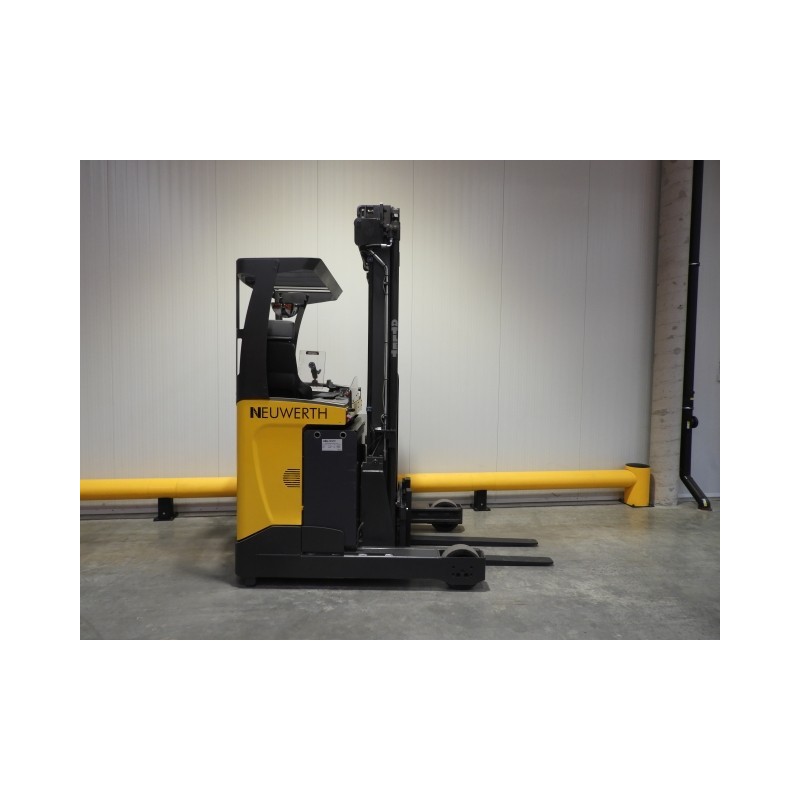 NEUWERTH Logistics SA - Atlet - ums 160 - Chariot à mât retractable