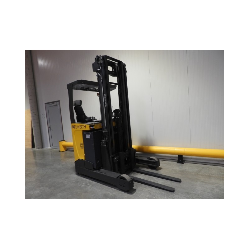 NEUWERTH Logistics SA - Atlet - ums 160 - Chariot à mât retractable