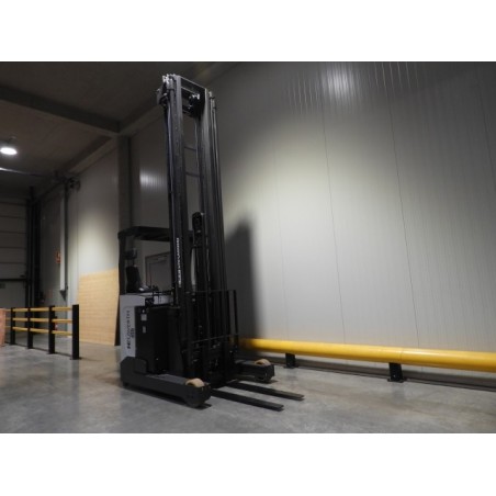 NEUWERTH Logistics SA - Atlet - UHD 200 - Chariot à mât retractable