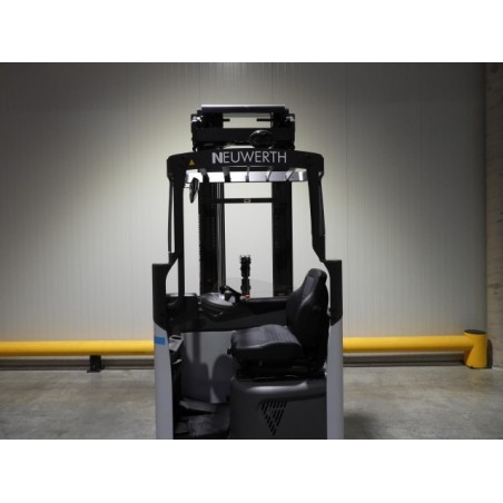 NEUWERTH Logistics SA - Atlet - UND 140 - Chariot à mât retractable