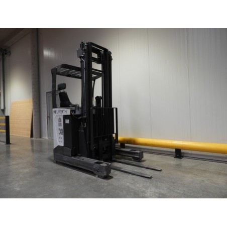 NEUWERTH Logistics SA - Atlet - UMS 160 - Chariot à mât retractable