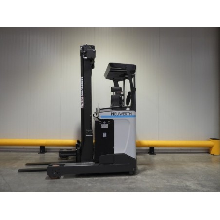 NEUWERTH Logistics SA - Atlet - UMS 160 - Chariot à mât retractable