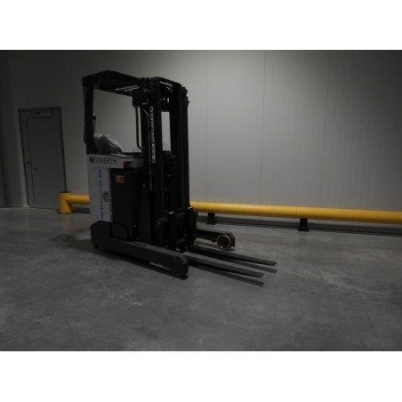 NEUWERTH Logistics SA - Atlet - ULS 120 - Chariot à mât retractable