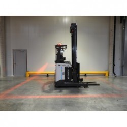 NEUWERTH Logistics SA - Atlet - UMS 160 - Chariot à mât retractable