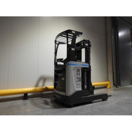 NEUWERTH Logistics SA - Atlet - ULS 140 - Chariot à mât retractable