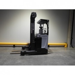 NEUWERTH Logistics SA - Atlet - UMS 160 - Chariot à mât retractable 2