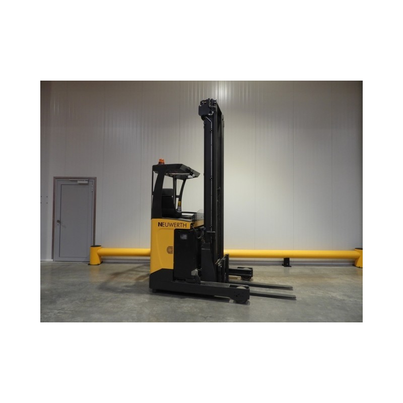 NEUWERTH Logistics SA - Atlet - UMS 160 - Chariot à mât retractable