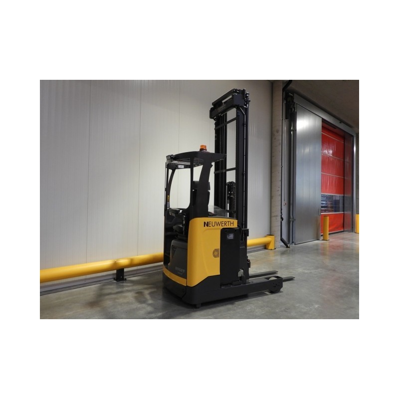 NEUWERTH Logistics SA - Atlet - UMS 160 - Chariot à mât retractable