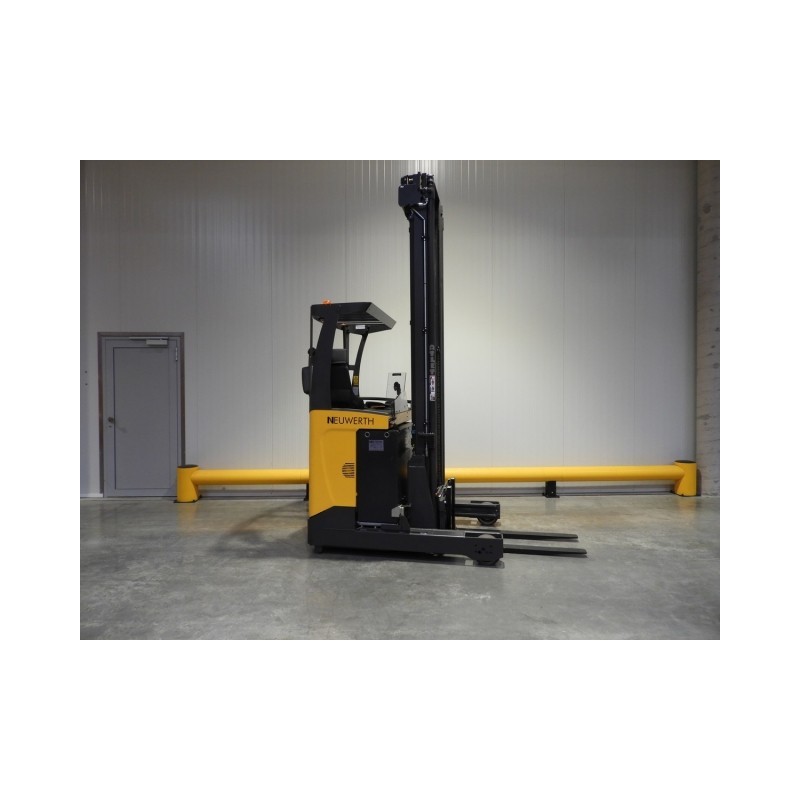 NEUWERTH Logistics SA - Atlet - UMS 160 - Chariot à mât retractable