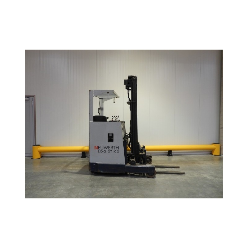 NEUWERTH Logistics SA - Komatsu - fb15r-jw8 - Chariot à mât retractable