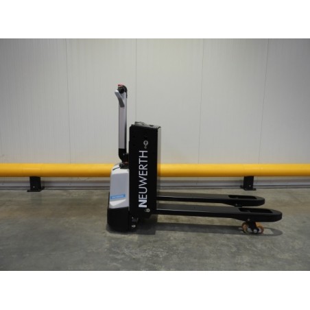 NEUWERTH Logistics SA - Atlet - MDW 160 - Transpalette électrique