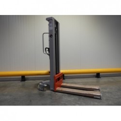 NEUWERTH Logistics SA - Neslift - SM 1000 H - Gerbeur manuel