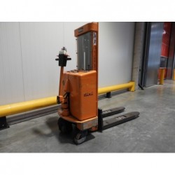 NEUWERTH Logistics SA - Sichelschmidt - DM 189 - Gerbeur électrique 2