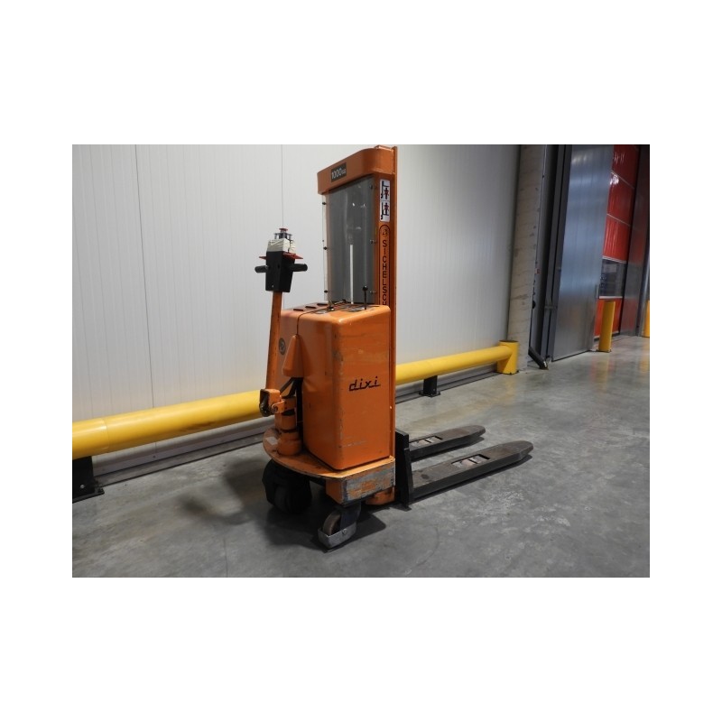 NEUWERTH Logistics SA - Sichelschmidt - DM 189 - Gerbeur électrique