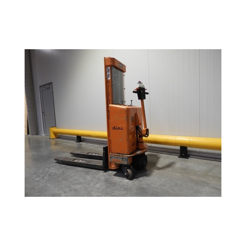 NEUWERTH Logistics SA - Sichelschmidt - DM 189 - Gerbeur électrique