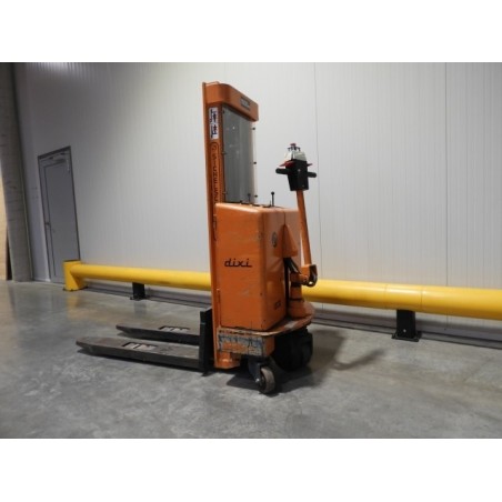 NEUWERTH Logistics SA - Sichelschmidt - DM 189 - Gerbeur électrique