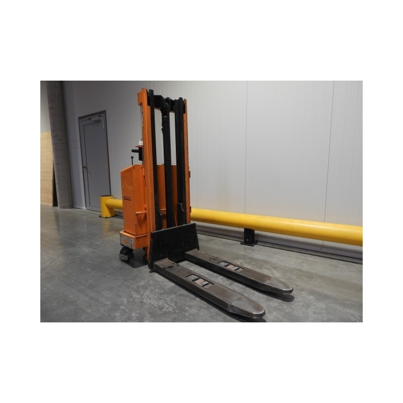 NEUWERTH Logistics SA - Sichelschmidt - DM 189 - Gerbeur électrique