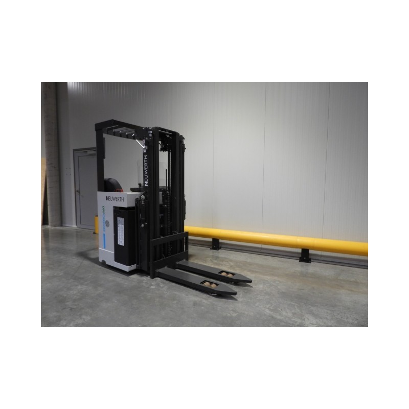 NEUWERTH Logistics SA - Atlet - XSN 160 - Gerbeur électrique