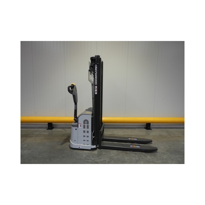 NEUWERTH Logistics SA - Atlet - PS 125 - Gerbeur électrique