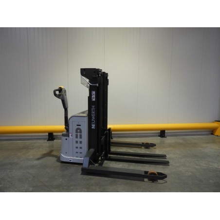 NEUWERTH Logistics SA - Atlet - PSH 200 - Gerbeur électrique