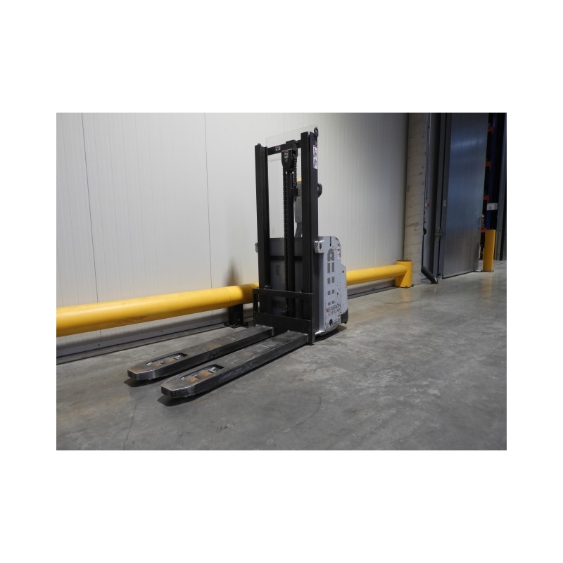 NEUWERTH Logistics SA - Atlet - PSD 125 - Gerbeur électrique