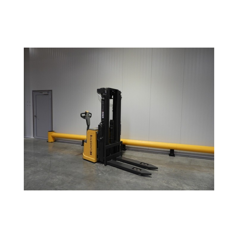 NEUWERTH Logistics SA - Atlet - PSH 160 - Gerbeur électrique