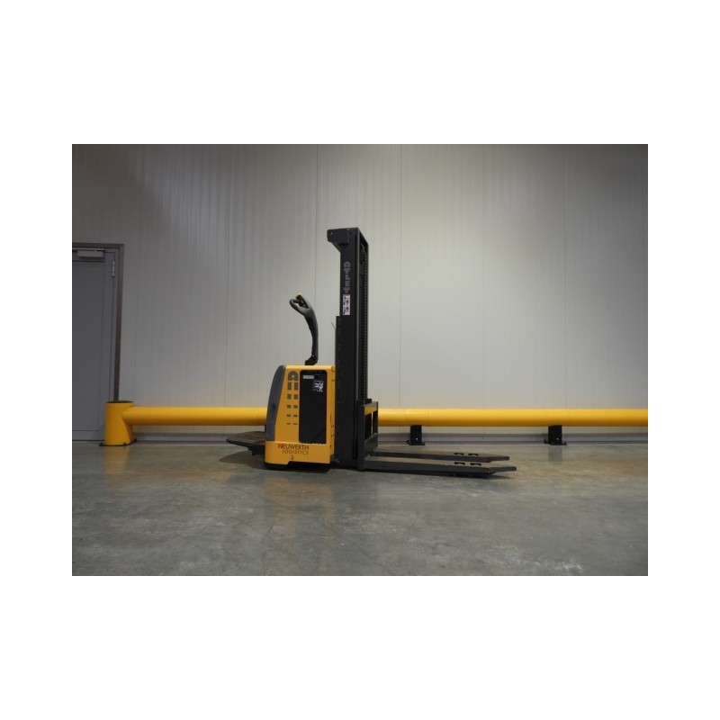 NEUWERTH Logistics SA - Atlet - TS 150 - Gerbeur électrique