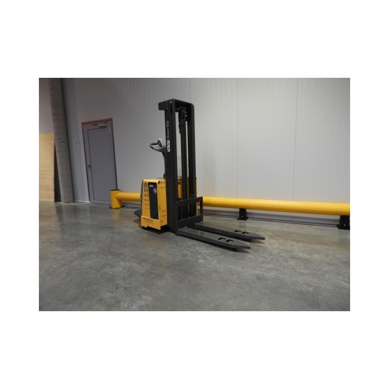 NEUWERTH Logistics SA - Atlet - TS 150 - Gerbeur électrique