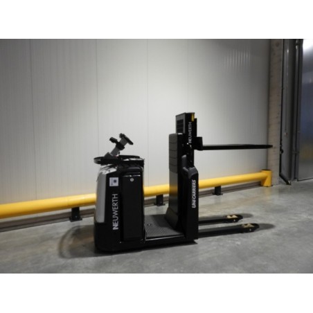 NEUWERTH Logistics SA - Atlet - OEH 120 - Préparateur de commandes