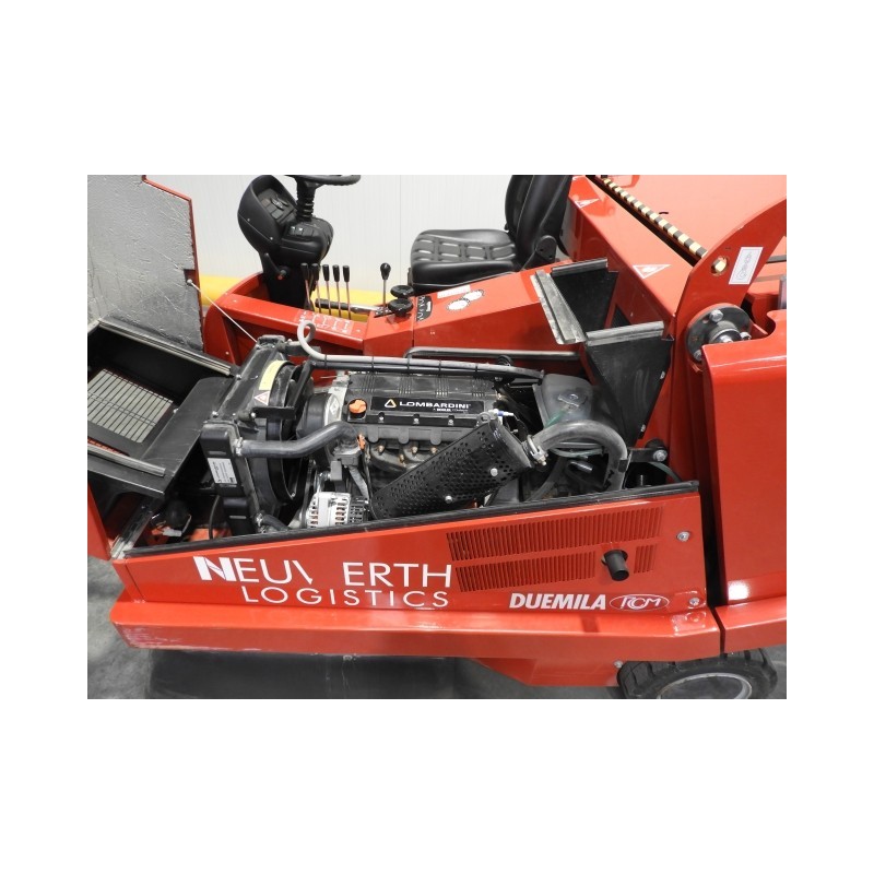 NEUWERTH Logistics SA - Rcm - DUEMILA D - Balayeuse