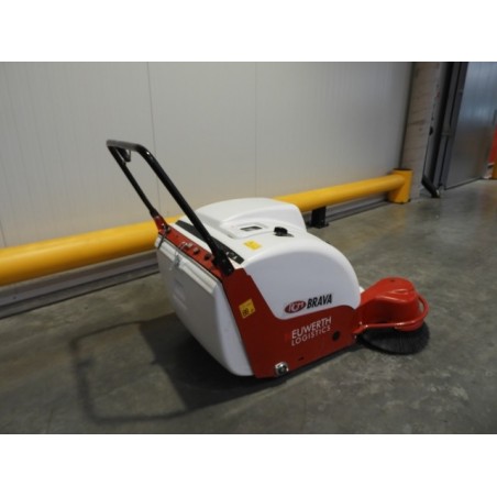 NEUWERTH Logistics SA - Rcm - BRAVA 900 ET - Balayeuse