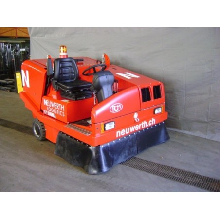 NEUWERTH Logistics SA - Rcm - RCM 2000 D/1 PANZER - Balayeuse