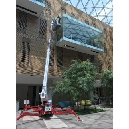 NEUWERTH Logistics SA - Palazzani - PALAZZANI TSJ 23.1 C/R - Spinnenhebebühne