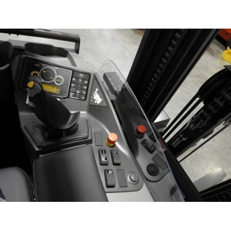 stock-occasions-chariot-a-mat-retractable-mitsubishi-rbm25n3-9599