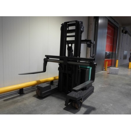 stock-occasions-chariot-a-mat-retractable-mitsubishi-rbm25n3-9599