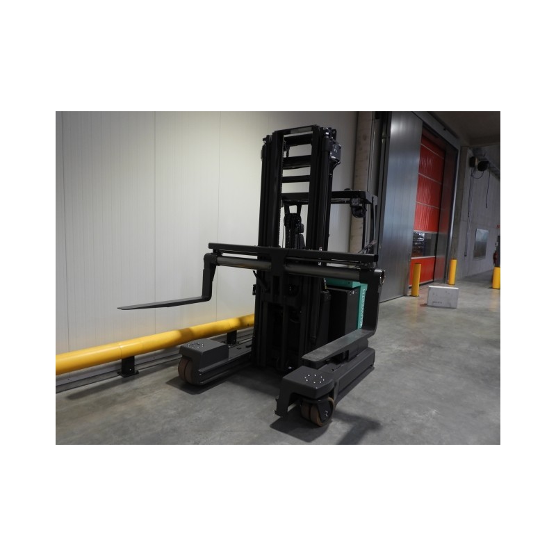 stock-occasions-chariot-a-mat-retractable-mitsubishi-rbm25n3-9599