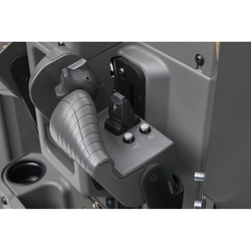 NEUWERTH Logistics SA - Mitsubishi Forklift Trucks - VELiA EM - OPBL10P - Order picker