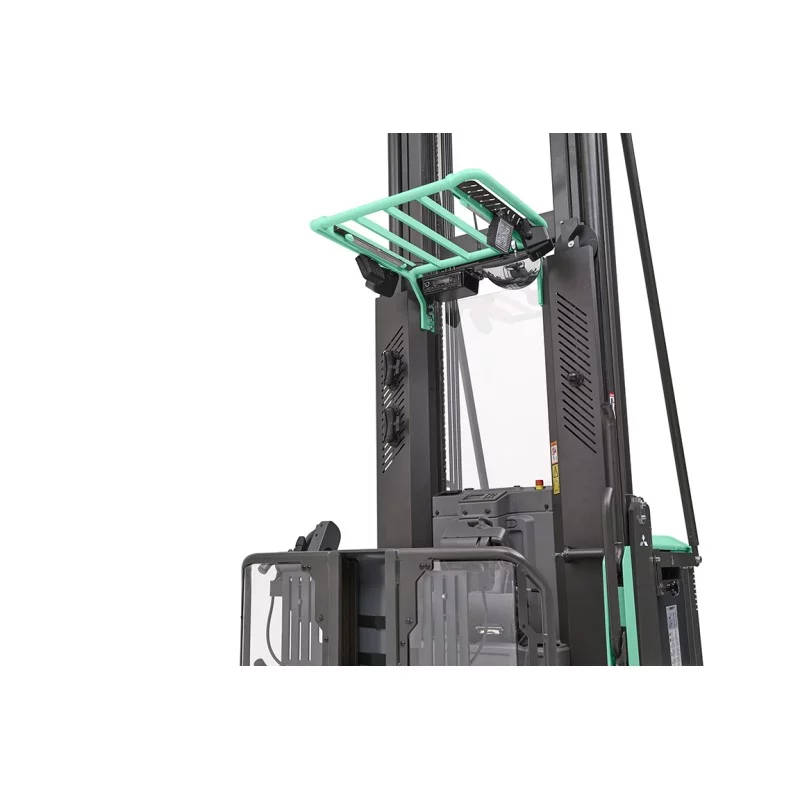 NEUWERTH Logistics SA - Mitsubishi Forklift Trucks - VELiA EX - OPBH12PH - Préparateur de commandes