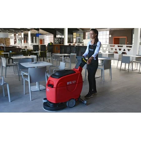 NEUWERTH Logistics SA - RCM - RCM Byte I - Autolaveuse