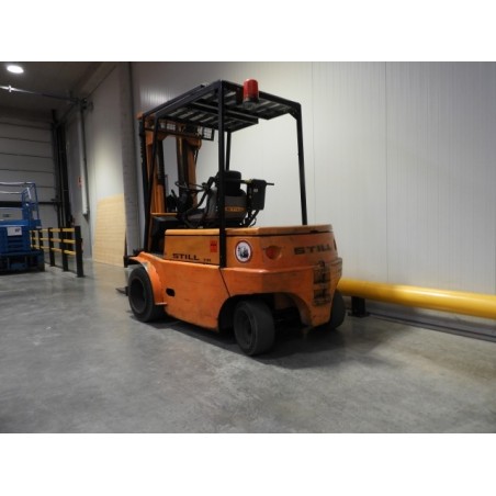 stock-occasions-chariot-elevateur-electrique-still-efg-35-6015-2794